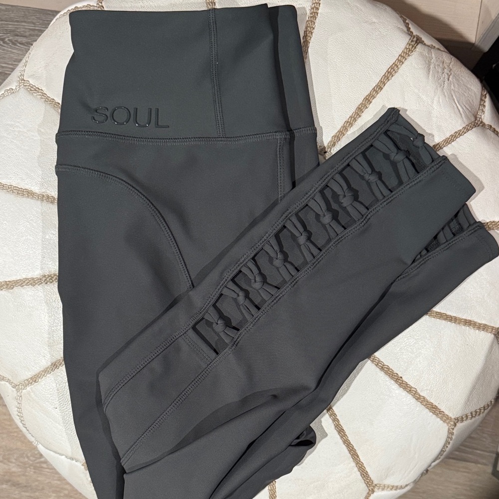 SoulCycle army green Leggings with Ribbed Accents